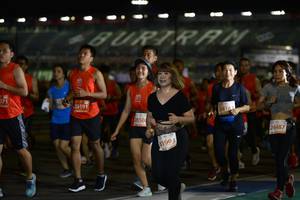BIB: 071, 20191, 2416, 280, 24487, 81993
                            <button type="button" onclick="openModal(10865569)" class="btn btn-primary btn-sm float-right btn-popup" data-toggle="modal" data-target=".modal-high-quality">
                        <i class="fas fa-shopping-cart"></i> Add to Cart
                    </button>
                                            <button type="button" onclick="isThisMe(10865569, true)" class="btn btn-success btn-sm float-right btn-popup btn-isme hidden" data-toggle="tooltip" data-placement="bottom" title="นี่คือรูปของคุณใช่ไหม คลิกที่นี่เพื่อเอาเข้าอัลบั้ม">
                        <i class="fas fa-plus"></i> Add to album
                    </button>
                    <button type="button" onclick="isThisMe(10865569, false)" class="btn btn-warning btn-sm float-right btn-popup btn-isnotme hidden">
                        <i class="fas fa-ban"></i> Remove from album
                    </button>